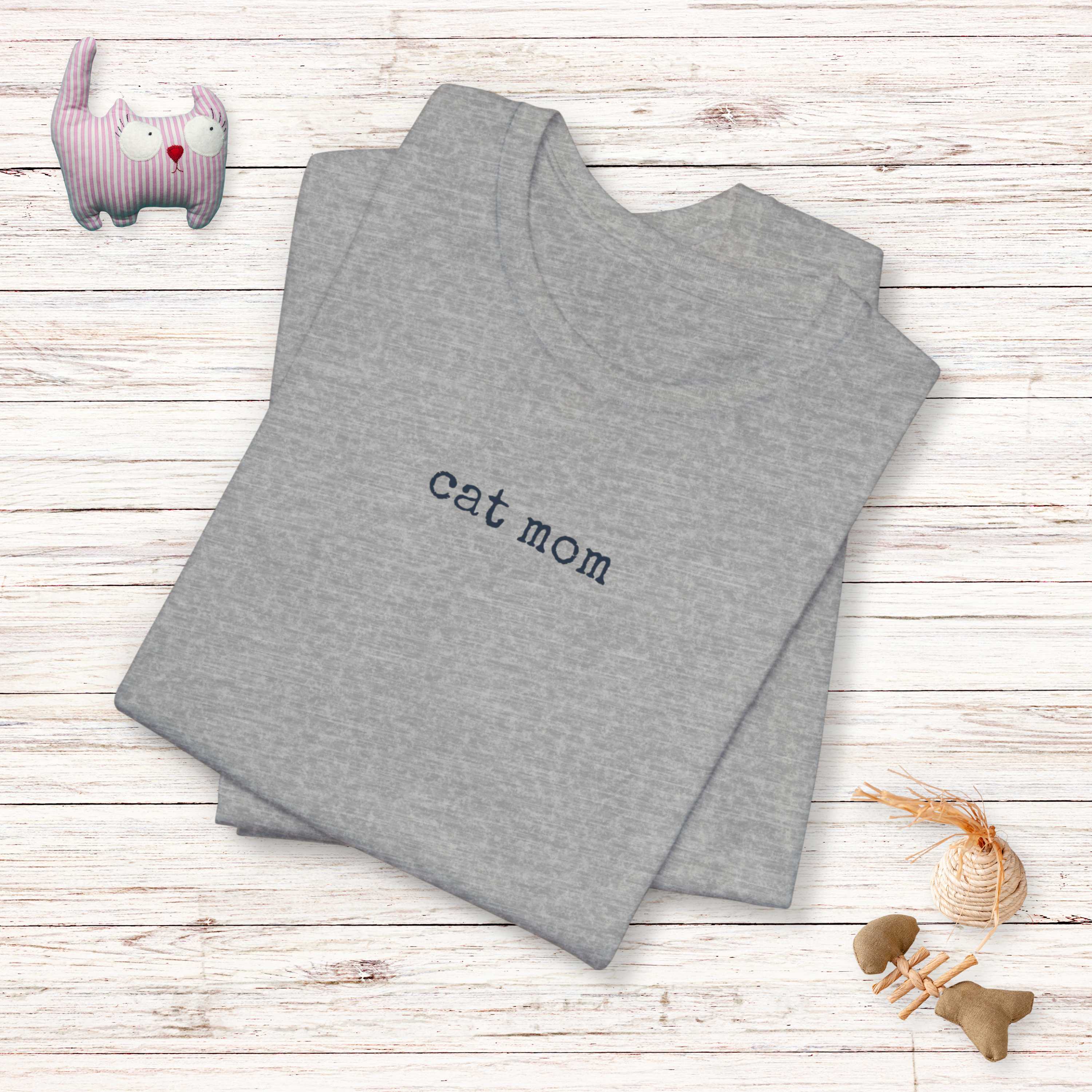 Cat Mom T-Shirt