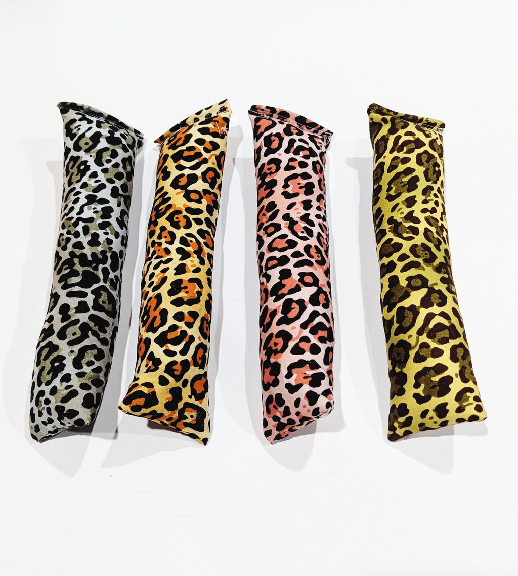 Interactive Cat Kicker Toy – Handmade Catnip Kick Stick